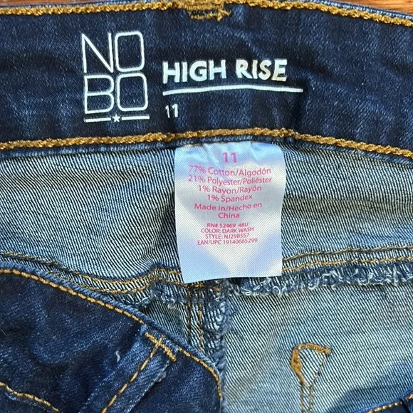 NoBo High Rise Shorts - Picture 4 of 4